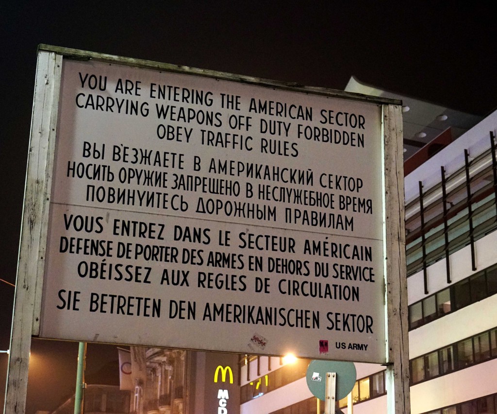 13 Checkpoint Charlie Berlin