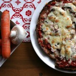 Pizza mit Gemüseboden (Low Carb)