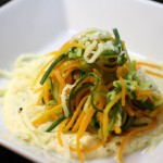 Gemüse-Pasta mit Frischkäse-Sauce (Low Carb)